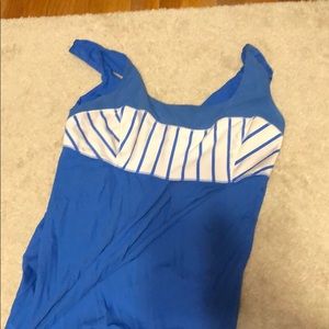 Lululemon tank top